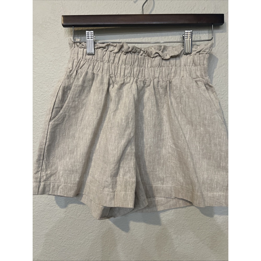 Final Touch Womens BEIGE Elastic Waist Pull On Belt Shorts SZ SMALL Made In USA